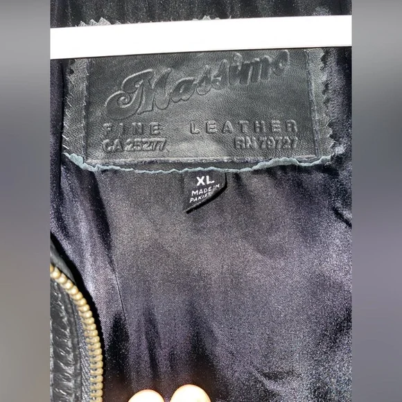 Vintage Mens original Mossimo Leather Bomber Flight Jacket XL brown under collar